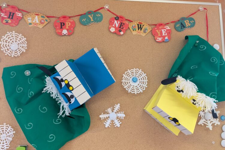 1月8日～年長児が『めの餅作り』をしました。